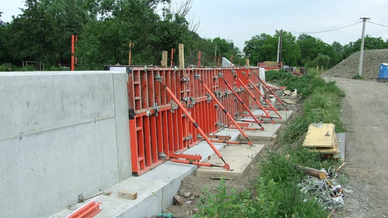 Izolacje fundamentów — materiały i sprawdzone rozwiązania